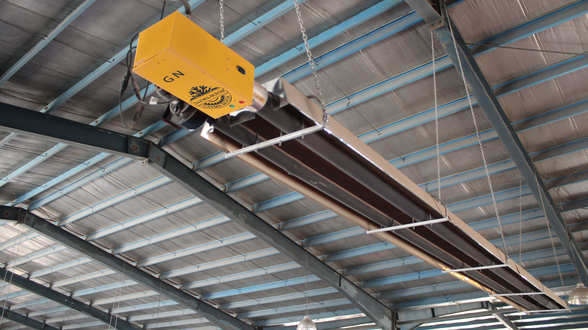 کاربرد هیتر و بخاری سقفی در سالن های صنعتی